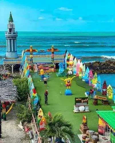 Mini golf frente al mar Caribe en Arboletes, Antioquia