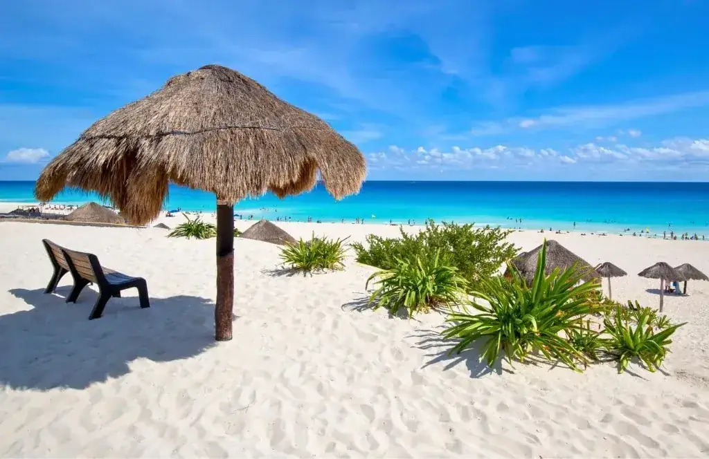 CD México y Cancún, Ciudad de México y Cancún
